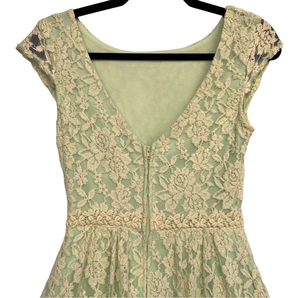 Elegant Cream Lace Dress - Picture 5 of 16